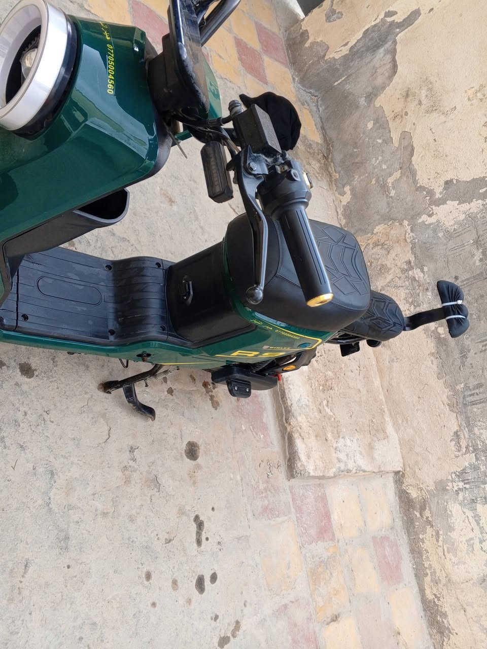 سلام عليكم دراجه ار 9 مديل 2025 دراجه استخدام قليل دراجه نضيفه بطاريات 32 امبير رقم الهاتف *********** السعر 420 وبيه مجال الموقع البصره كرمه علي
