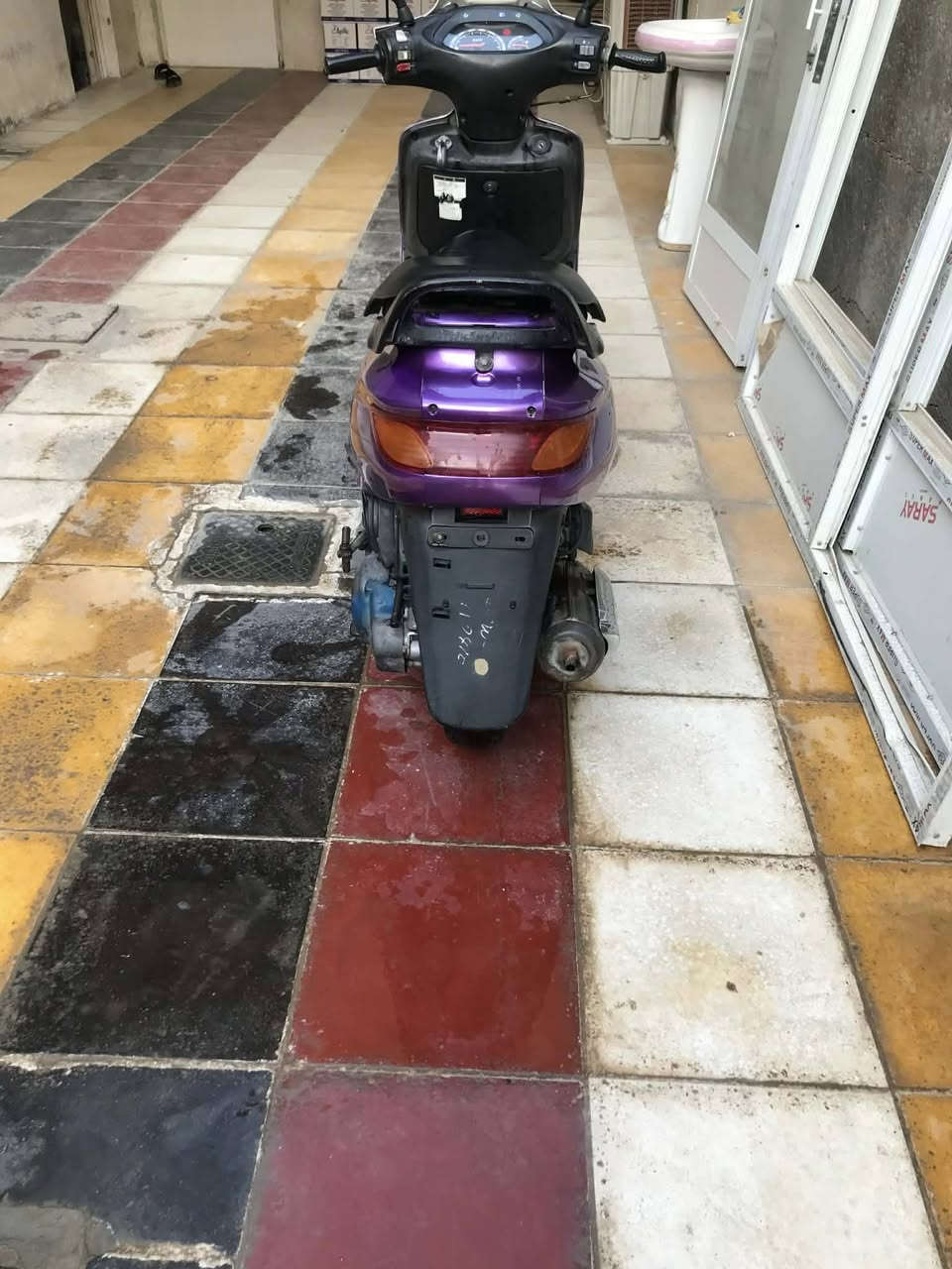 مكلف بالنشر /
فراشه للبيع ما بيها اي نقوصات الدرجه ما مفتوحه السعر 475 وبيها مجال مكاني حله قرب شارع 60  غير متواجد على الفيس 
تليفون ***********
