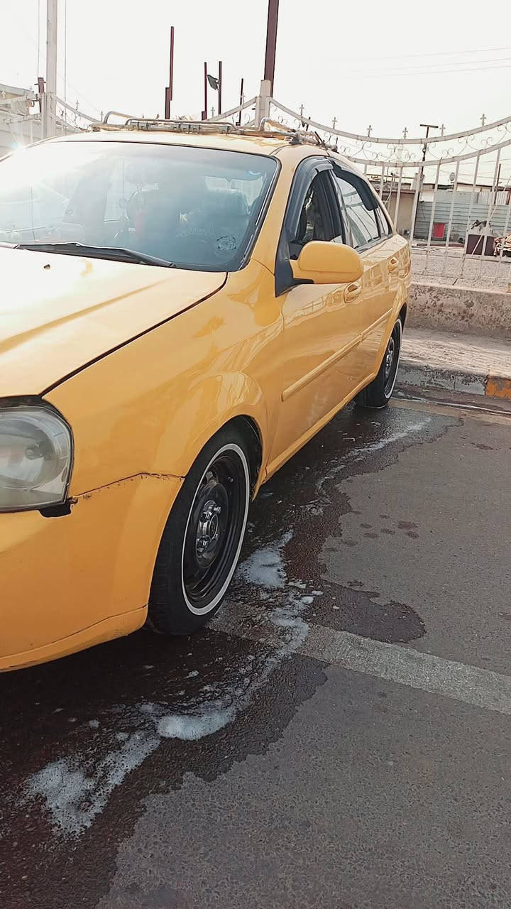 سلام عليكم ابوترا موديل 2012 خليجي مابيه اي نقص بيه بس طخه بل بدنه سياره كفاله سعر 70 للتواصل *********** واتساب ومفتوح 👍🚶‍♂️
