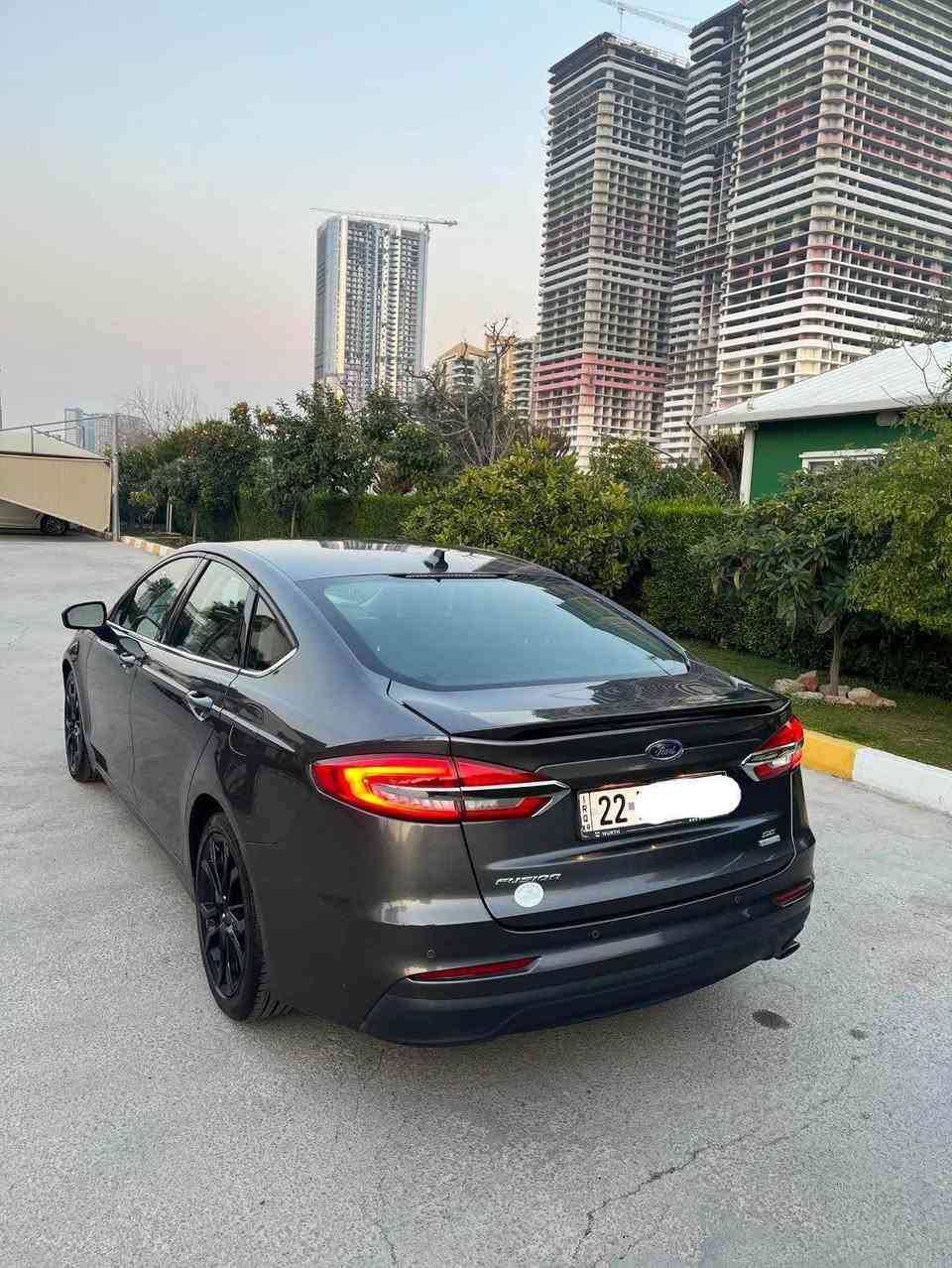 فورد فيوجن موديل ( 2019 ) 
محرك 1500 توربو
ماشیە 71 مايل 
اللون نفطي 

المواصفات ( SE ) 
- شاشة كبيرة + شاشة صغيرة
- رادار امامي ، رادار خلفي ، رادار جانبي 
- داخل ابيض و اسود 
-كشنات جلد وقماش
-مقاعد امامية كهربائية
- تحديد سرعة 
- حساسات خلفية + كاميرا  
- اوتو ستوب 
- ويل بيلادي اسود  

السعر 120 ورقة وبيها مجال
حادث السيارة جاملغ سكن وربع بونيد بدون ارباك وبدون داخلي 
رقم الشاصي 3FA6P0HD5KR252249
مكان السيارة اربيل - عنكاوة
للأتصال على الرقم *********** واتساب أربيل, العراق
