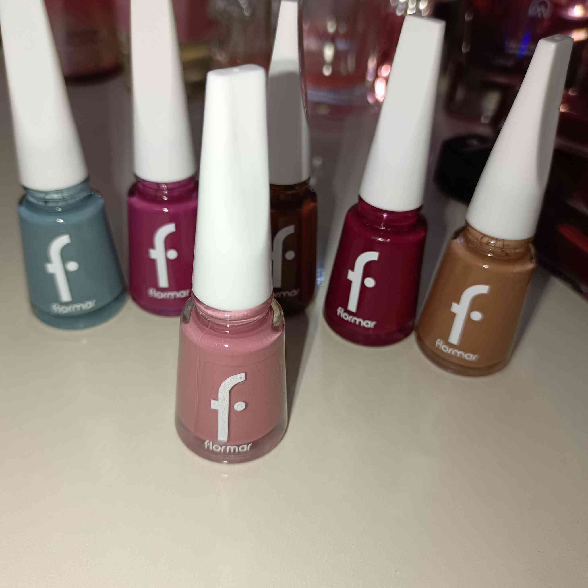 صبغ اضافر فلورمر يخبل ومتوفر بكل الالوان
سعر القطعة الفين و٣ قطع بخمسة الاف


**إذا كنت صاحب هذا الإعلان وتريد حذفه لأي سبب، رجاءا أرسل رسالة إلى الدعم الفني**