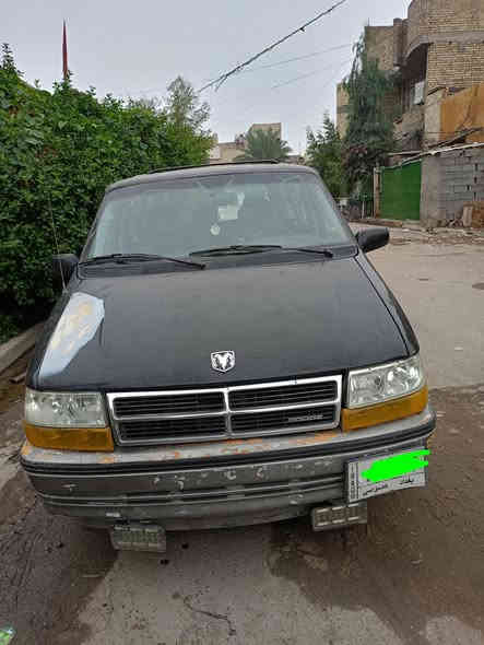 السلام عليكم بيع اومراوس حسب القناعه دوج كلايزر 92 سبعه راكب محرك وكير حاويه حداديه 100/70تخم تاير جديدتبريدقطعتين رقم بغداد باسمي السنويه 28دوشمه وارضيه جديدالسعر47وبيها مجال مكاني بغداد ***********
