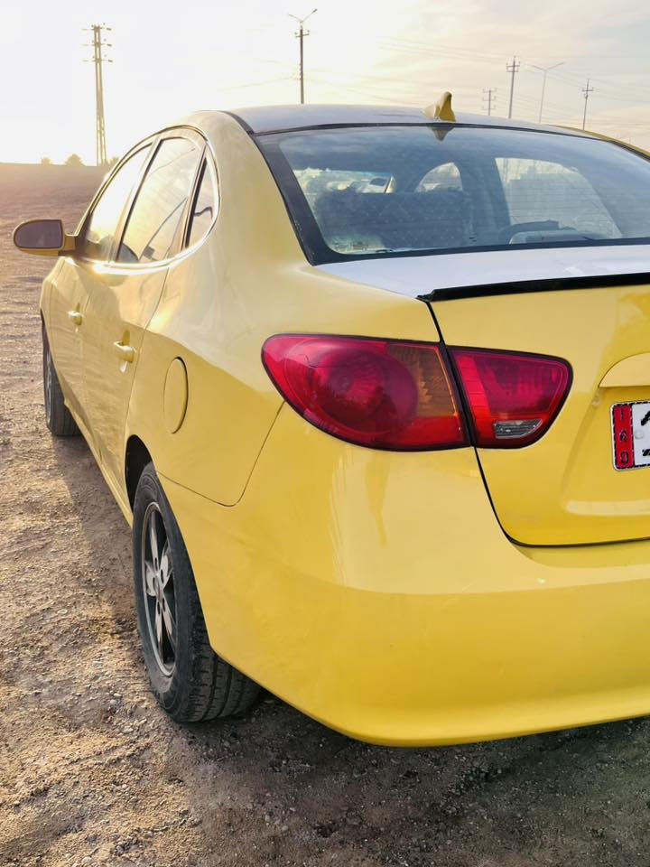 سلام عليكم للبيع النتره 2007
حادث جاملغ خلفي 
سياره حلوه اوناعمة
مكان السياره الرمادي شارع 40 
سعر 93 اوبيها مجال 
هاتف 
***********
