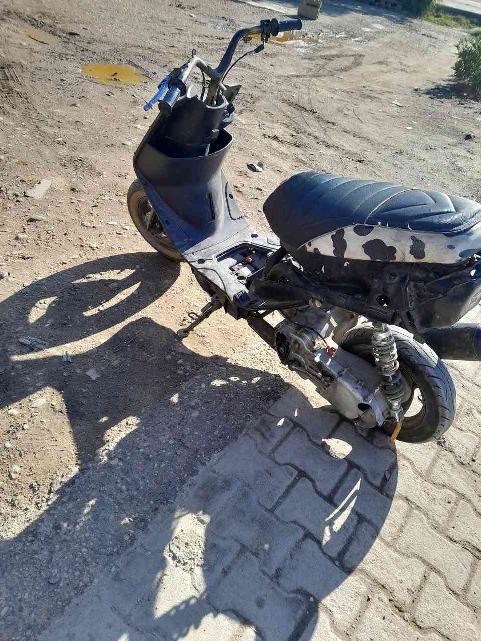 السلام عليكم ماكس عدلة مال لعب
شغالة هندر  يرادلة ترتيب
سعر ٢٥٠ العنوان بغداد يوسفية قصر أوسط ***********
