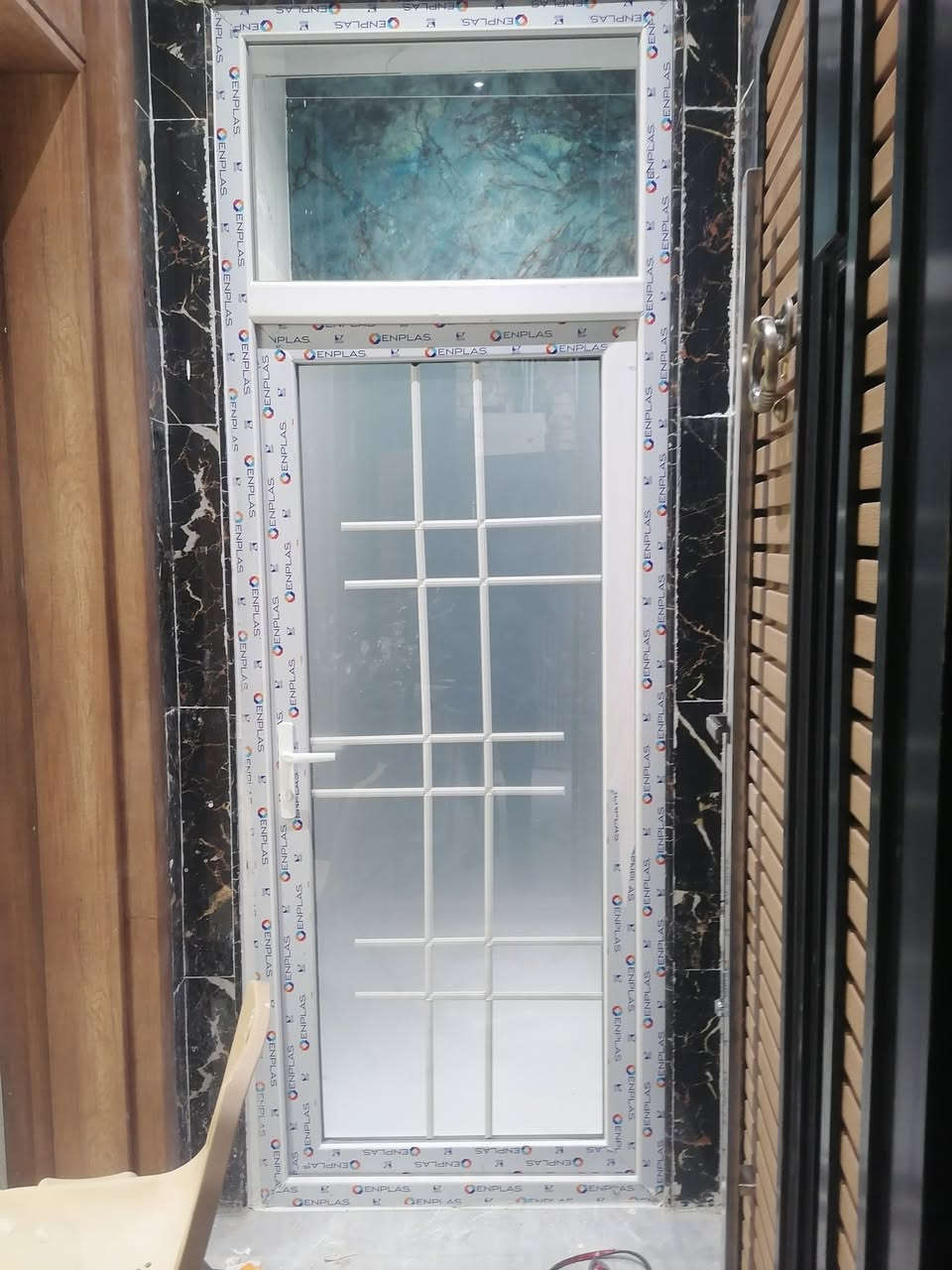 #اعلان
يعلن معمل الجوهرة
عن تخفيض جميع أسعار الألمنيوم وال BVC
ألأبواب والشبابيك والمحجرات مع الضمان الحقيقي
والمقاطع التركيه 🇹🇷
مراسلت الصفحة الجوهرة للديكور
واتساب ***********
أتصال ***********
موقع العمل كربلاء حي العباس
