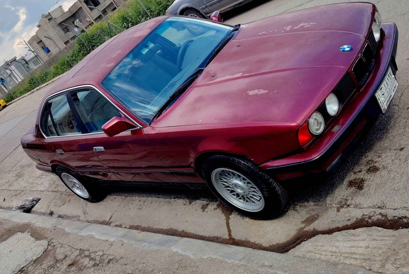 السلام عليكم
السعر 65 ورقه وبيها مجال قليل جدا 

BMW 525 موديل 1992 للبيع
محرك كبس
سيارة وضع شركة مشروع وطني تحويل ثاني يوم
كابون بانزين موجود
وبدون صبغ وكير ومحرك جديد وخير من الله
وتبريد ثلج وكير اوتماتيك وسلايت وكشنات جلد 
وكهرب تفاصيل اكثر اتصل على الرقم
صدر السياره كله جديد وخير من الله
*********** واتسب ايضا
*********** 

ملاحضة السياره دفع رباعي 
مكان السياره موصل زيونه سومر
