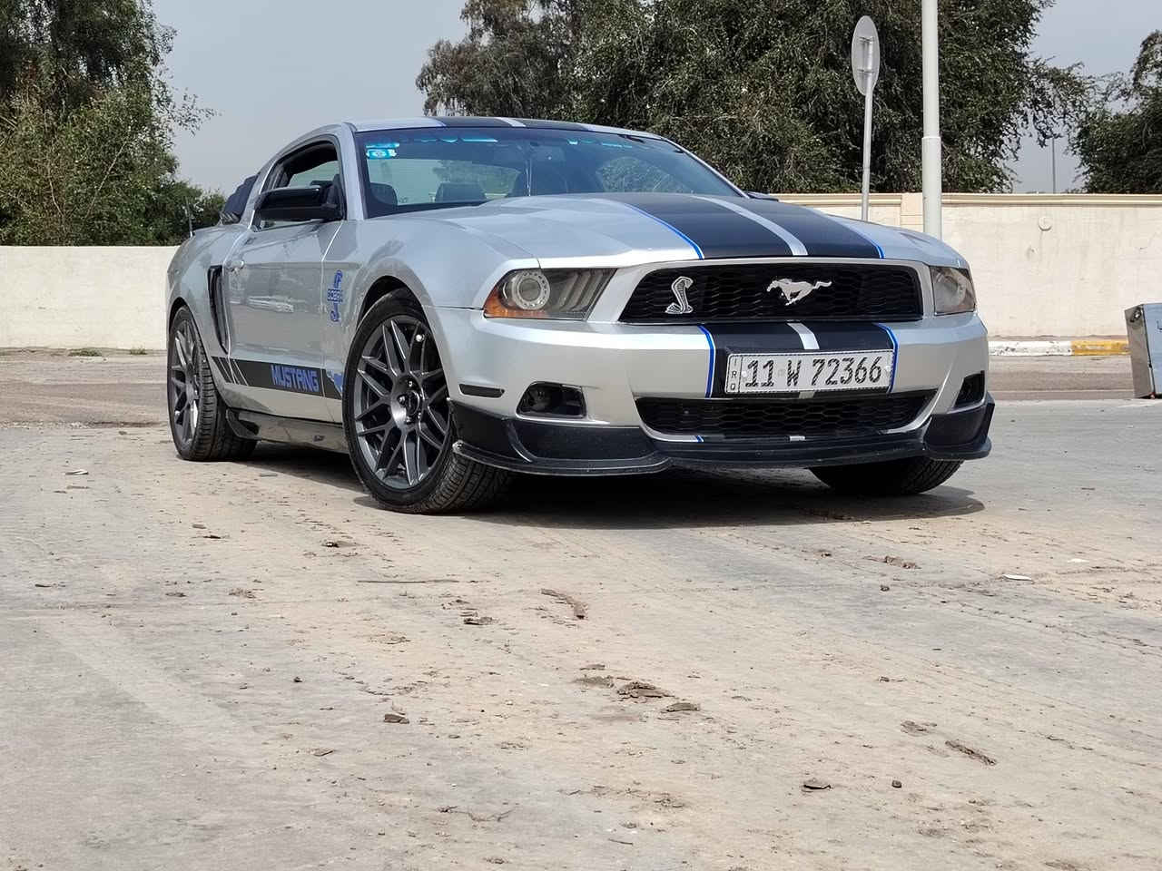 موستنك للبيع او مراوس 2012 برميوم سبع اللوان دشبول 
رقم بغداد باسمي تحويل ثاني يوم  وهزه جديده
والاهم من هذا صوتها بلادي مشاد اي شي بحيث اطب للمرور محد يكلك ارجع 🐎 
2012.. 3.7
وشم جديد عليها بوليش كامل للسياره 🐎
ادامه كامله من غرفة احتراق للبلكات والجويتر والحساساات كلهن ادامه 🐎
السياره ماشيه 120
حادثها بنيد جاملغ وباب  عكس سايق  بس ذني صبغ تجي تفحص سونار  وتقتنع يله تاخذ 🐎
سياره نضيفه وجاهزة عل ايدي مطابه استعراض ابد ❤️  سعرها 98
رقمي *********** بيه واتس اب او اتصال ♥️
  مكان السياره بغداد العطيفيه قرب جامع براثا
