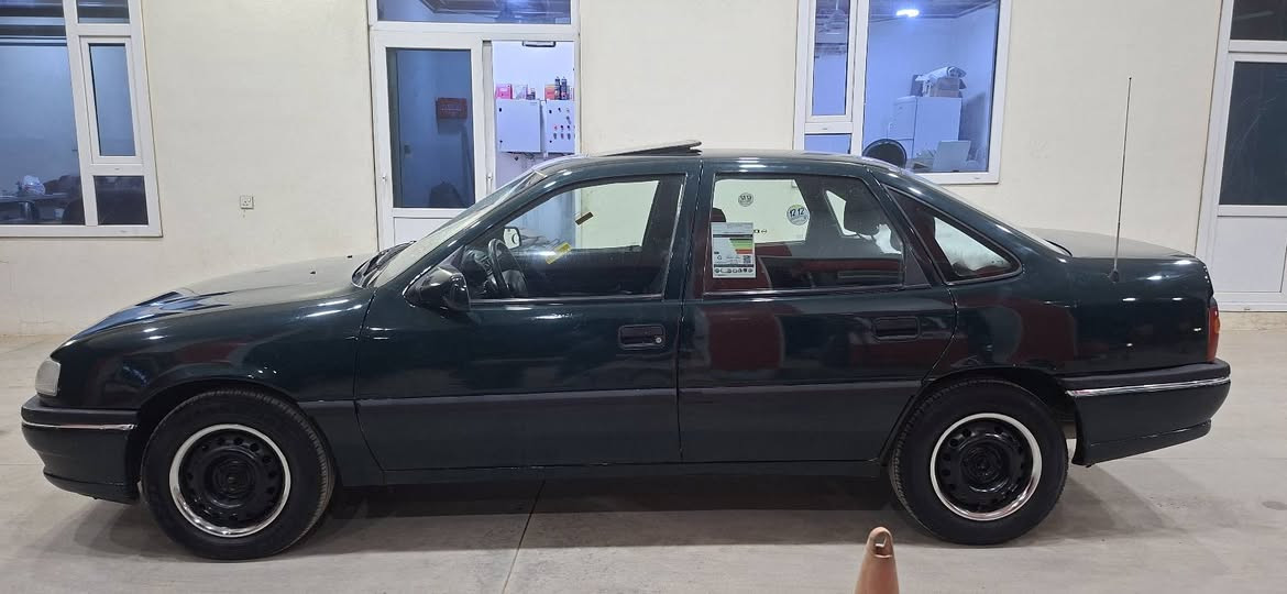 ***********///***********
شوێن: جمجە ماڵ   نرخ: ٤٥
اۆپڵ مۆدێل 95 مەکینە 20 گێڕعادی
سەنەوی تا ٢٠٣٠ تازەیە
بێدەعم و بێخیاس
کلێرعام بۆ جوانی
هیلال و دۆسەی بیلادە
گێڕ و مەکینە و تاقم پێشی بەشەرتە
مواسەفات ( سەقف سڵایت - سڵایت کارەبا - دوجام کارەبا - دەرگامەرکەزی -  
دەبڵ ئێرباک - ABS ) ماڵدۆس و بێعەیب السليمانية, العراق
