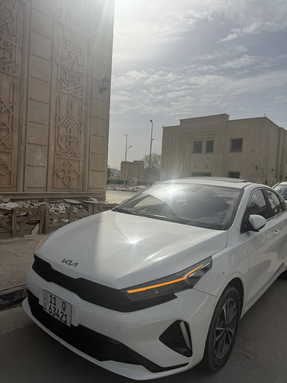 سيارة K3 وارد خليجي بأسمي
🔹 الموديل 2024

🔹ماشية 29 ألف كم

🔹 محرك 1500 دوش 8 نوزلات

🔹 گير طيارة

📌 المواصفات:

🔸 فتحة سقف

🔸 اوتو هولد

🔸 4 وضعيات قيادة

🔸 سايد بريك بصمة

🔸 بصمة أبواب + تشغيل بصمة

🔸 دخول ذكي مع نظام ترحيب عند الاقتراب

🔸 داخل جلد أسود وماروني فخم

🔸 شاشة وسط

🔸 كامرة خلفية بمنظورين + إضاءة أرضية عند الرجوع

🔸 حساسات ركن

🔸 صندوق ذكي

🔸 مري شفط

🔸 نظام تنقية الهواء

🔸 حساس ضغط الإطارات

🔸 نظام مانع انزلاق

🔸نظام مانع الضباب

🛠 السيارة مسويتلها إدامة كاملة:

✔️ بلكات أصلية جديدة

✔️ تنظيف نوزلات

✔️ شوتة جديدة

✔️ فلتر تبريد جديد

✔️ دهن اصلي

السيارة مادرتلها غير البانزين المحسن ابداً جاهزة وما محتاجة أي صرف

ملاحظة:

بيها طخة خفيفة بالجاملوغ عكس السايق واضحة بالصورة.

💰 السعر: 143 ورقة قابل للتفاوض

للاستفسار خاص أو اتصال 📞 (***********)

متواجد واتساب
