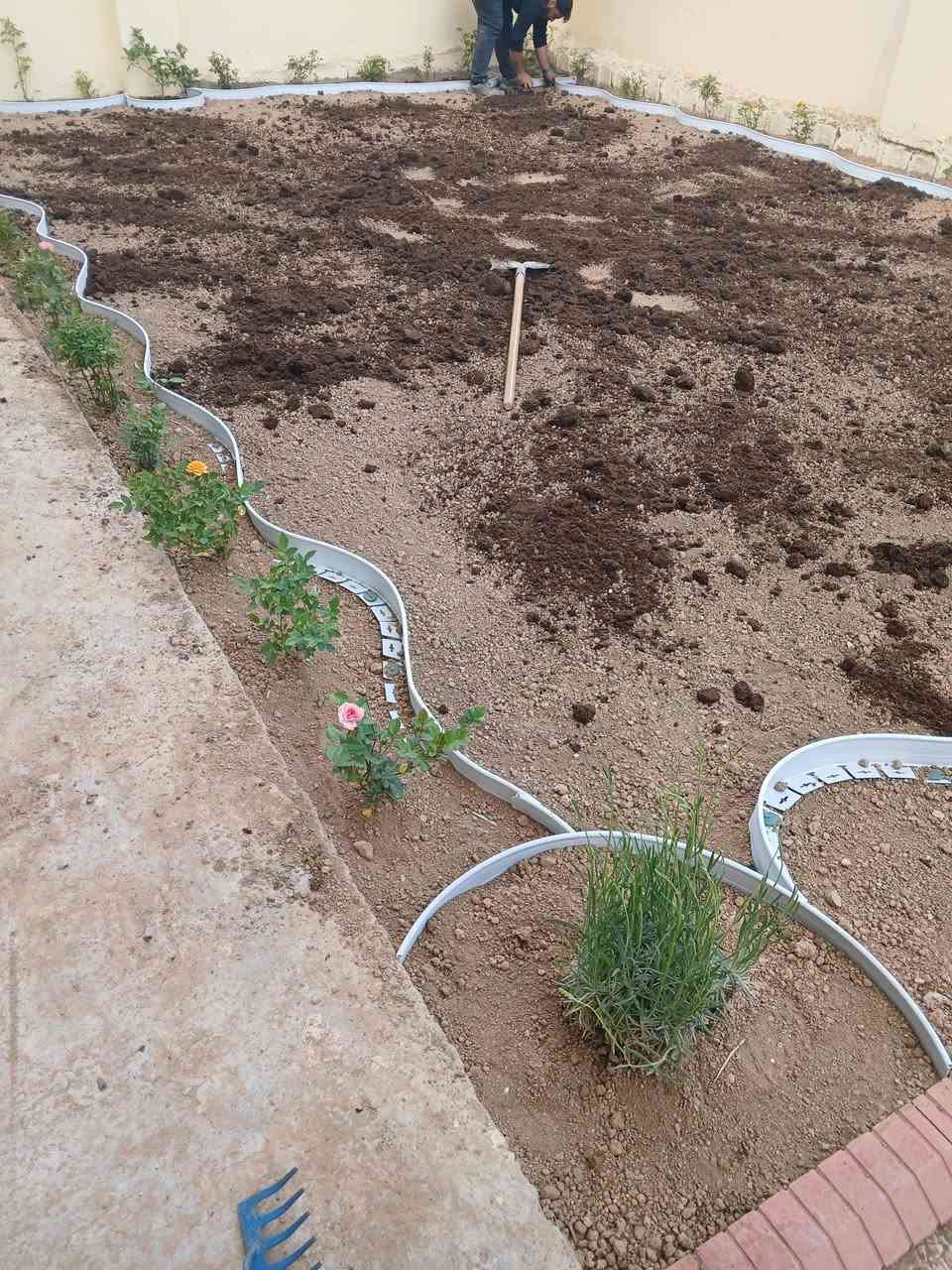 گروپی باخەوانی  .ئامادەین بۆ دروست کردنی باخچە و چاندنی فریز بە باشترین و نوێترین شێوازی سەردەم 
ژ.م ***********مجموعة بستنة. مستعدون لإنشاء الحدائق وزراعة التجميد بأفضل وأحدث الطرق الحديثة.
رقم الهاتف: ***********
***********
@إشارة
