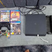 بلايستيشن ٤ • اوروبي اصلي • ٤ ألعاب