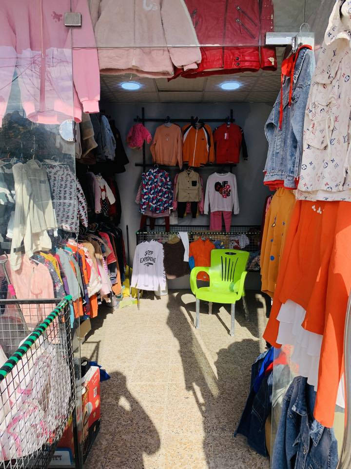 الاصحاب المشاريع الصغيره محل ملابس جاهز وكامل كبل تفتح بي في سوق شعبي السعر مع كافه ملابس والتجهيزات ب ٦٠٠ الف ماكو ارخص من هيج سبب بيع الان ملتزم بوضيفه الاستفسار مراسله واتساب ***********
