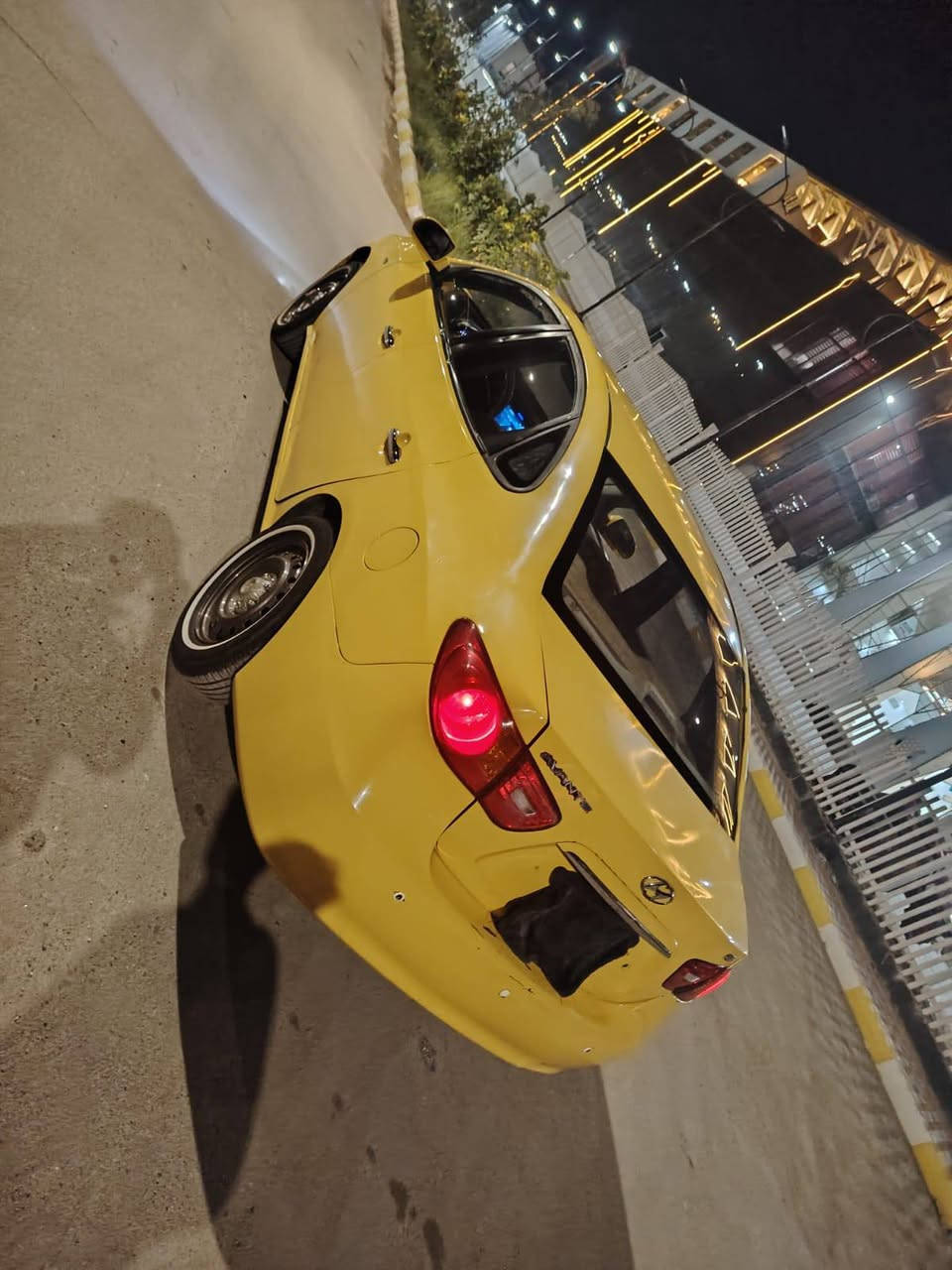 السلام عليكم شباب النترا مدير 2010 صابونه ادوات ادوات ادوات بيها ارقام بغداد بدون سنويه سياره جديده وجاهزه من كل شيء السعر 36 عنوان ناصريه
***********
