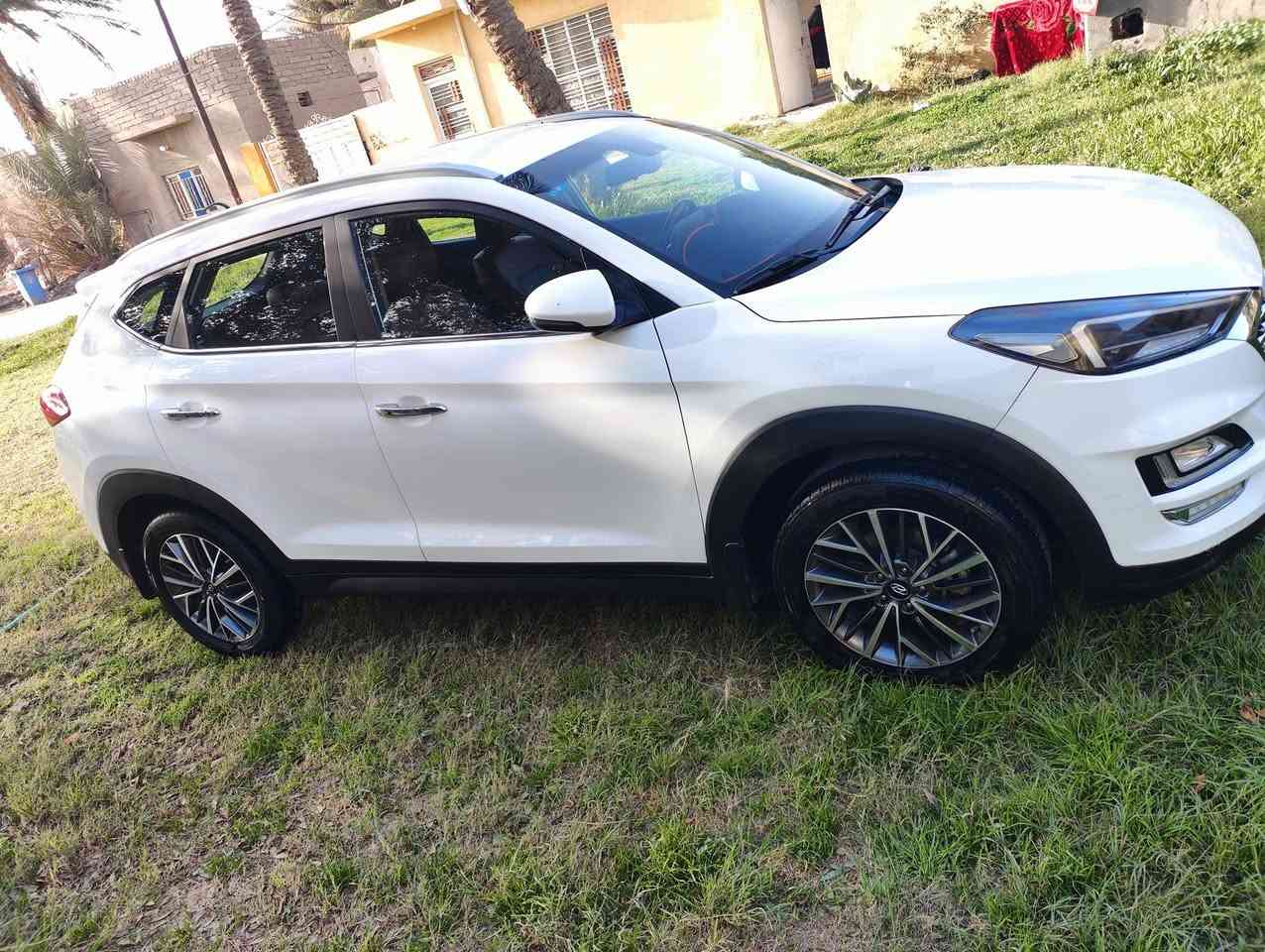 توسان خليجي 2020 رقم بغداد كفالة من الضربة والصبغ ماشية 70 الف فقط جديدة وجاهزة من كلشي مكان السيارة بالكوت مركز محافظة للاستفسار ***********
