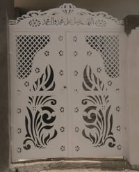 نجف • ٣ بيبان خشب • باب حديد
