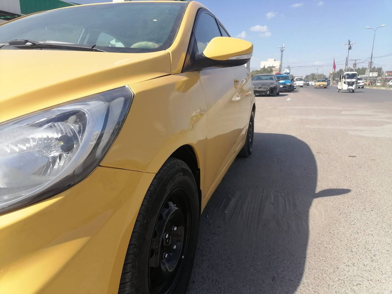 سلام عليكم من رخصت لادمن المحترم اكسنت خليجي 2012 سياره تعمير جديد قبل سبوع طالعه من الفرن بيه جاملغ او بنيد نفسهن راجعات مكينه كير تمام محرك 1600 قطرتين سياره جاهزه من كلشي مابيه كل نقص كبل لشارع رقم بغداد انكليزي بسمي تحويل جديد سنويه ل 31 اخوان اعتذر عن لمراوس ولقصط مكاني بغداد الدوره *********** سعر 82 بيه مجال كلش قليل
