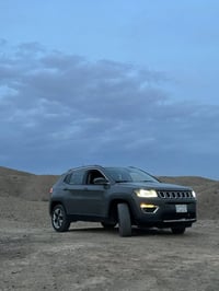جيب كومباس • تشارنجر V8 • موستنك V6