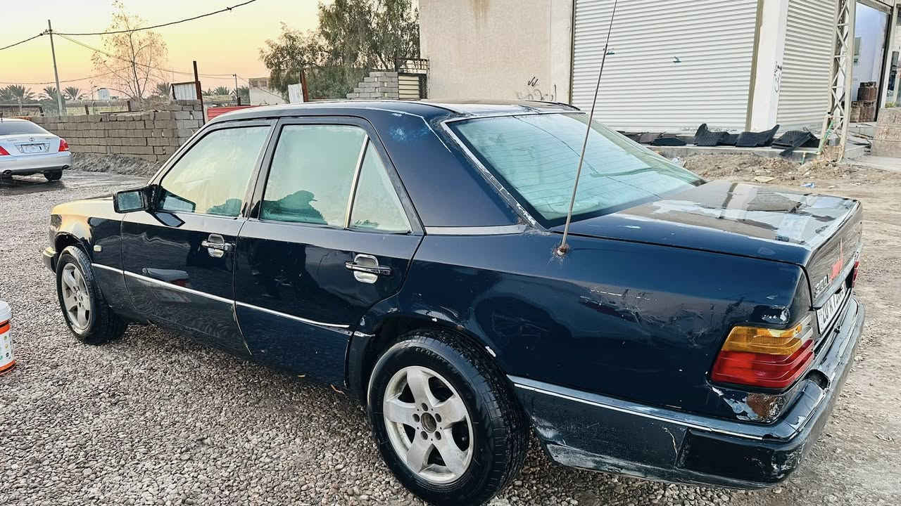 مارسيدس دب موديل 90 رقم ديالى انكليزي بأسمي هزه وسنويه لل 29 محرك vvt3000 السعر 30$ للاستفسار ***********
