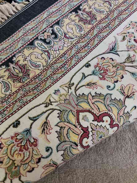 فرشەایرانی عصلی 1200شانە قیاس عرض 330 طول 6متر سعر 200الف عنوان کرکوک بارودخانە
***********
***********
