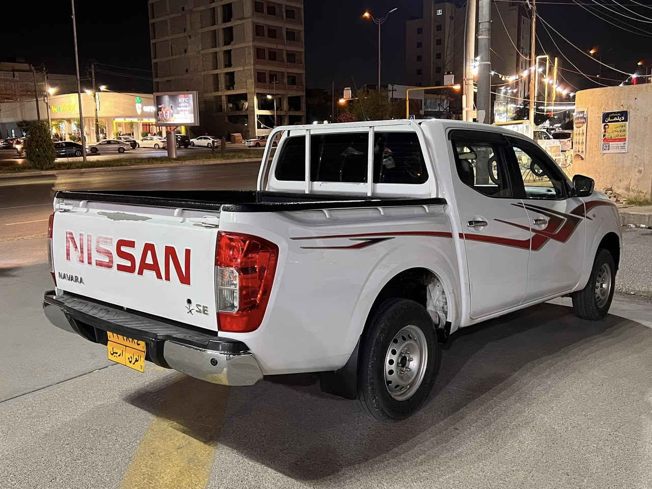 بيكب نيسان نيفاره 2017 
مكفوله سياره مكان 1 بارد 
كير محرك شرط بنزين مكان اربيل السعر 160$ 
***********
