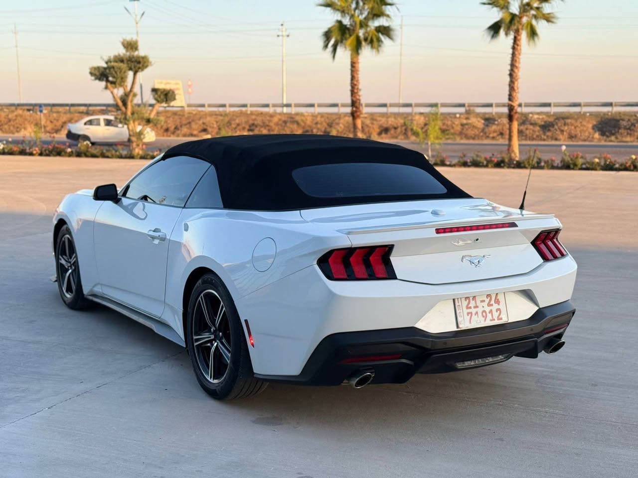 السلام عليكم 
موستانگ شكل جديد : 2024
سعر : 200 ومجال 
اللوان : ابيض 
عداد المسافة : 3 الف زيرو 
ملاحظة السيارة : چاملغ و ربع بوند بدون شاصى 

المواصفات : 

فول فول مواصفات 1/1

فتحة سقف قلاب 
 ابواب بصمة
بصمة تشغيل 
تشغيل عن بعد (𝐑𝐄𝐌𝐎𝐓𝐄 𝐒𝐓𝐀𝐑𝐓)
شاشة دشبول ديجيتال واحد 🖥️
كاميرا  
اوتو ستارت (𝐀𝐔𝐓𝐎 𝐒𝐓𝐀𝐑𝐓)
اوتو ستوب (𝐀𝐔𝐓𝐎 𝐒𝐓𝐎𝐏)
رادار امامي (تحديد مسار)
رادار جانبي  (نقاط عمياء)
رادار خلفي (التحذير من الاصطدام)
حساسات امامي
حساسات جانبي 
حساسات خلفي 
نظام (𝐄𝐂𝐎)
نظام (𝐍𝐎𝐑𝐌𝐀𝐋)
نظام (𝐒𝐏𝐎𝐑𝐓)
كشنات جلد
كشنات كهربائي
كشنات هيتر
تحكم استيرن 
استيرن هيتر
تبريد لمس
 لايتات (𝐋𝐄𝐃) ليد زينون بيلادي
بكلايتات (𝐋𝐄𝐃) ليد بيلادي 
ويل كروم

وبعد هواية مواصفات…
تفاصيل اكثر الاتصال علی ارقام التاليه  
***********
‏ WhatsApp - Vibir
☎️[hidden information]

‏‎عنوان📍عقره 

‏‎ اكر, نينوى
