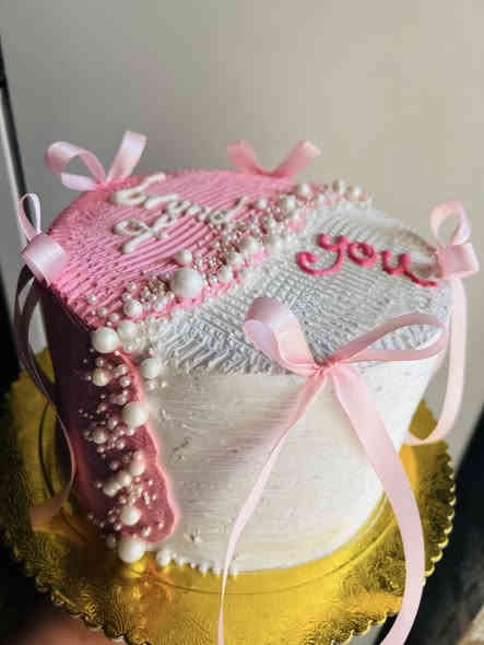 اللهم صلي على محمد وآل محمد 🩷✨

تجهيز كيكة قياس ٢٠ 

حشوه ٥ طبقات كراميل وفراولة ونوتيلا ومكسرات جوز وحبيبات شوكولاته 🍫 

الحجز مفتوح 🔓 

للطلب والاستفسار المراسله خاص او ع الواتساب على الرقم
***********
العنوان بابل الحمزه الغربي توجد خدمة توصيل داخل الحمزه والهاشمية والقاسم والمناطق القريبه 🩷
