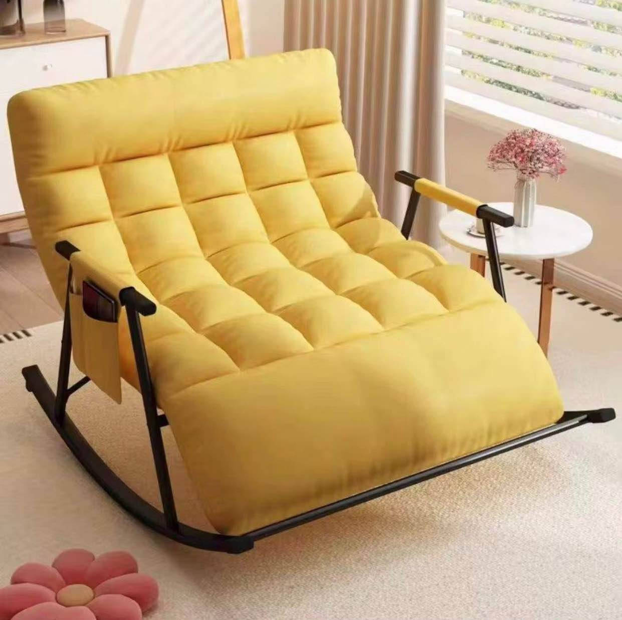 هذا الكرسي هو كرسي هزاز عصري للاسترخاء، يتميز بتصميم منجد بظهر "مُكبّس" (Tufted back) لتوفير أقصى درجات الراحة. 
مميزات الكرسي:
تصميم مريح: يتمتع بتصميم مريح للجسم يساعد على تخفيف التعب والاسترخاء.
قابلية التعديل: تأتي بعض الموديلات بظهر قابل للتعديل بعدة مستويات (حتى 6 مستويات) ومسند للقدمين.
هيكل متين: مصنوع من إطار معدني أو ستيل كربوني عالي الكثافة لضمان الثبات والمتانة.
عملي: يحتوي على جيب جانبي للتخزين، وغطاء الوسادة في بعض الأنواع قابل للفك والغسل.

السعر 90  الف
يتوفر خدمة توصيل لجميع محافضات العراق بغداد 3 محافضات  5 الاف فقط🚚🚚 بغداد, العراق


**إذا كنت صاحب هذا الإعلان وتريد حذفه لأي سبب، رجاءا أرسل رسالة إلى الدعم الفني**