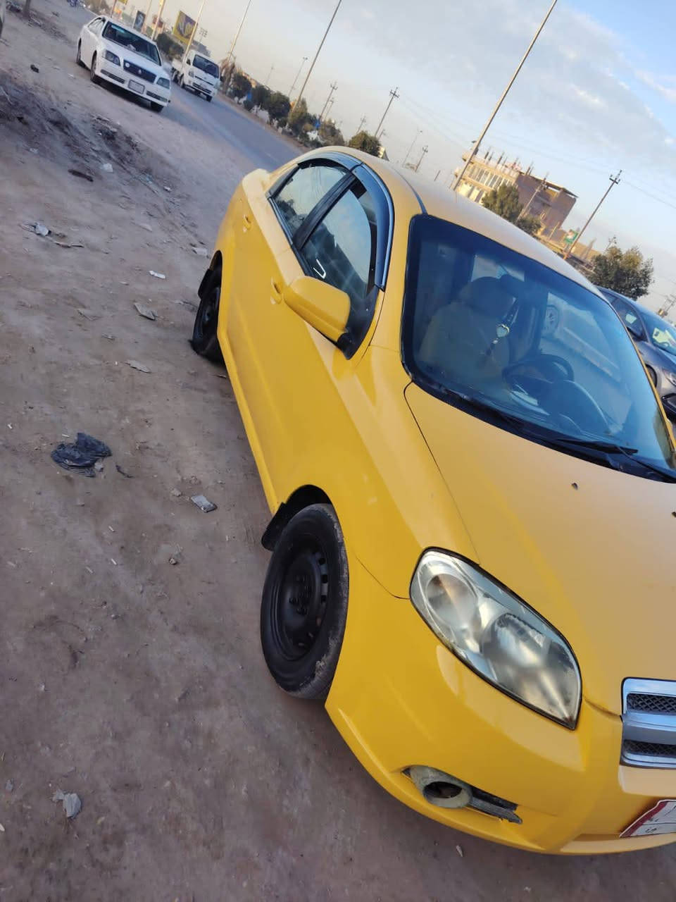 السلام عليكم افيو موديل 2008 سياره جديده مكينه وكير  وحداديه جدد الرقم بابل العنوان بابل السعر 42 رقم تليفوني ***********
