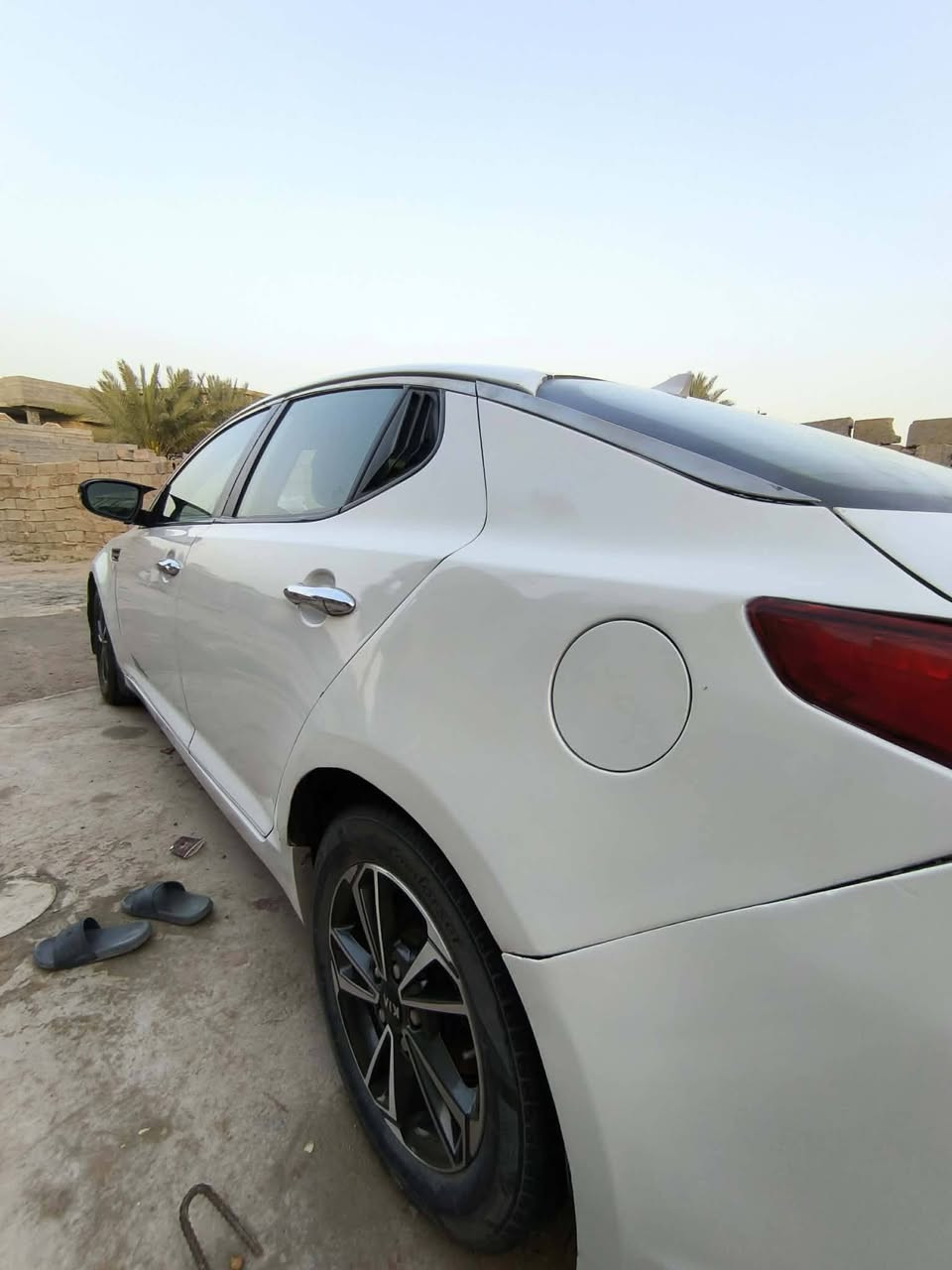 اوبتما موديل 11 وراد امريكي بسمي رقم جديد سياره جاهزه من كلشي صدر جديد شاشه تحكم ستيرن محرك وكير فول السياره عرضها 90 وبيها مجال مكان السياره الفلوجه الكرمه رقم الهاتف ***********
