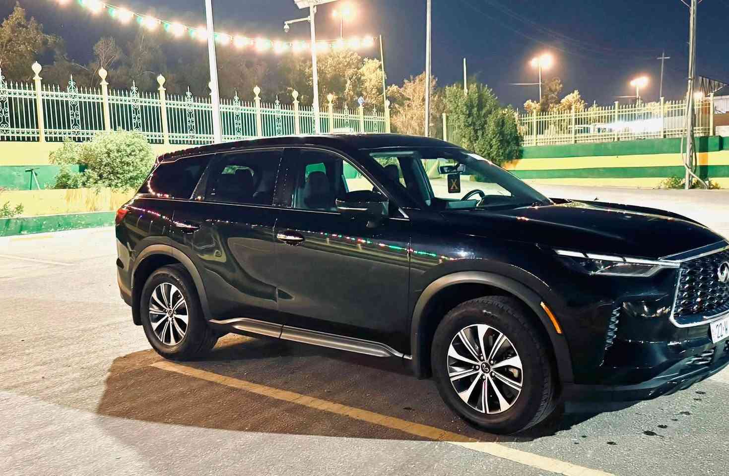 السلام عليكم
بيع او مراوس مع تاهو
الفخامة اليابانية
 انفنتي Qx60  الشكل الجديد 
موديل 2023
اللون اسود ملكي ميتاليك
حادث بسيط بدون اي ضرر داخلي
رقم الشاصي:  5N1DL1ER7PC370341
سيارة نظيفة وجاهزة 
مواصفات عالية 
بانوراما 
بصمة 
رادارات امامية وجانبية وتحديد المسار + نقطة عمياء + هزاز ستيرن
صندوق كهرباء 
7 راكب غرفة واسعة ومريحة
مقاعد جلد + تدفئة + تدفئة مقود 
شاشة كبيرة + Apple carplay + Android Auto 
نظام صوت ممتاز
شاحن لاسلكي
محرك 6 سلندر 3500 قوي و عملي واقتصادي 
ناقل سرعة 9 نمر 
4 وضعيات قيادة 
مرايا شفط
اضاءة لد ذكية 
بصمة صوت للتحدث مع السيارة
ومواصفات كثيرة اخرى 
السيارة ناعمة وعزلها قوي 
السيارة داخلة للعراق شهر 12/2025 واستخدام بالعراق جداً قليل 
رقم اربيل بإسمي
مكان السيارة بابل
السعر  32000$ (320) ورقة
***********
