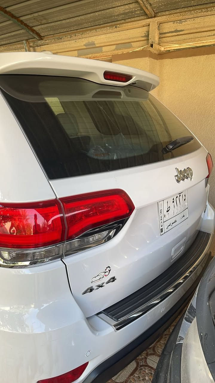 السلام عليكم
جيب 2018 خليجي بلاص
مكفوله فقط ( بارد قليل بالجاملغ الايمن ) 
ماشيه 130 الف كيلو فقط
رقم بغداد 
تحويل مباشر
السعر 285 ورقه ( وبيها مجال قليل ) 
مكان / الضلوعية - صلاح الدين
الرقم / ***********
