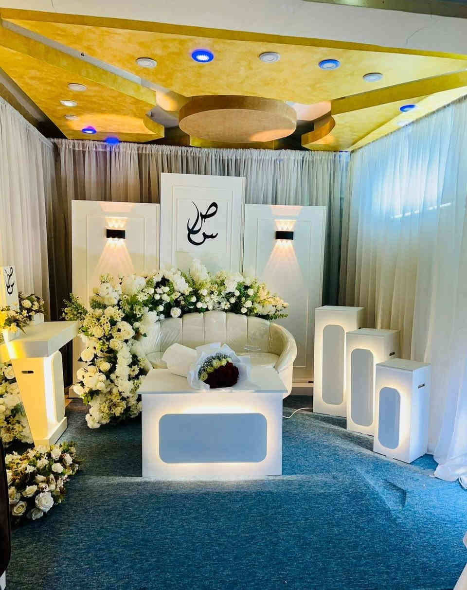 لمسآتي🎀✨لتأجير الكوشات ❤️‍🔥🫶🏻 & حقائب العروسة 👰🏼‍♀️ & أعياد الميلاد 🎂🎉  &  حفلات لمعرفة جنس الطفل 👦 ❥┊⁽ ℡🌸
يتوفر توصيل بغداد فقط 🚚 ❥┊⁽ ℡🌸
للحجز والاستفسار يوجد واتساب على الرقم ***********
