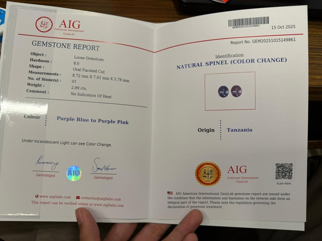 Purple blue to Purple pink Colour-Shift Spinel from Tanzania, Nature’s Own Mood Stone!
A masterpiece of nature, refined for those who appreciate true beauty.

A must-have for passionate collectors and visionary jewellers seeking timeless elegance and distinction.

Item Description :

💎 Gemstone : Colour Change Spinel 
⚖️ Weight : 2.99 Carats 
⏱️ Dimensions : 8.72 × 7.61 × 5.78 mm
🔬 Clarity : As shown in the video 
🌎 Origin : Tanzania 
⚗️ Natural : Unheated and Untreated 
📜 Certification: AIG Certified 

💰 Price : Dm Thank you
✈️ Worldwide Delivery
#stone #ruby #gems #stylish #viral #fyp #world #simple #tourmaline #viralreels #viralvideos #venezuela #instagram #facebookpost #viralreelschallenge #viralreelschallenge #viraltiktok #video #fyp


**إذا كنت صاحب هذا الإعلان وتريد حذفه لأي سبب، رجاءا أرسل رسالة إلى الدعم الفني**