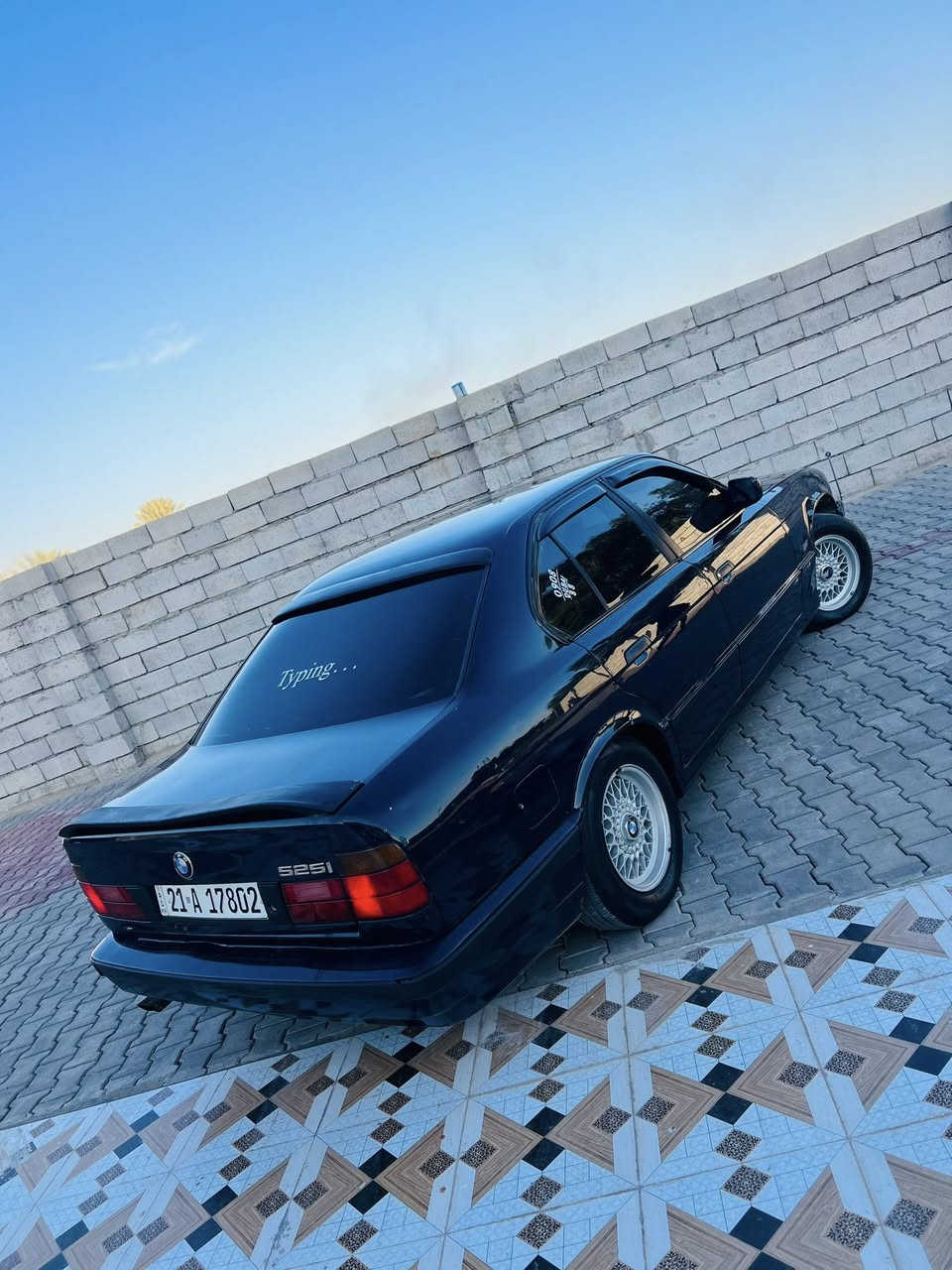 السلام عليكم للبيع بي ام موديل 1992 اصل525 محرك مسكر شرط كير وتماتيك شرط صدر امامي خلفي جديد تخم تاير جديد تخم ويل اصلي بلادي رقم شمالي دولي سنويه الغايه 20230 هزه جديد تبريد ثلج 🧊 تدفئه نار السياره صبغ عام جماليه بدون اي حادث غرفه جديده يرهم مروس حسب القناعه مكاني تكريت رقم التلفون ***********
