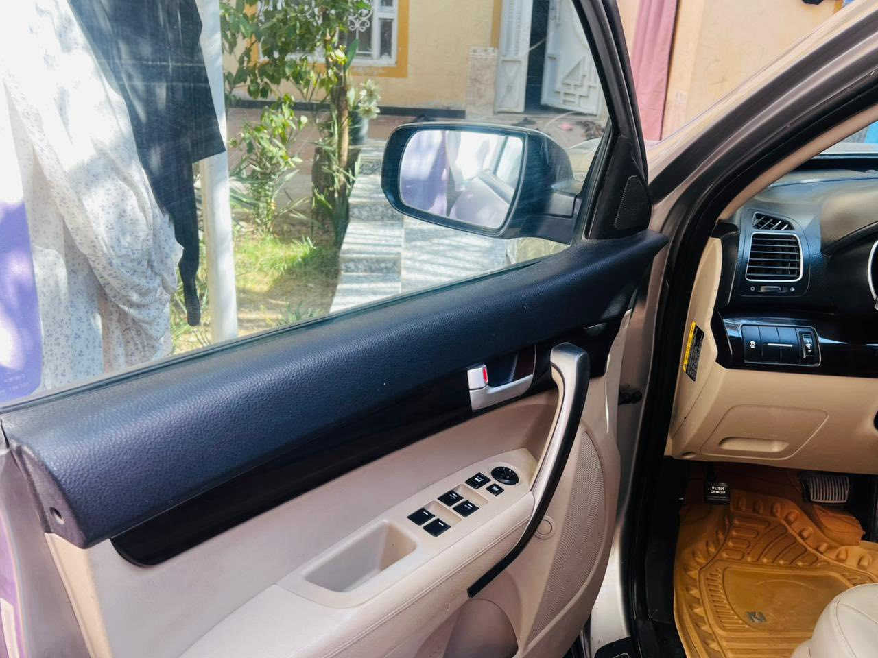 سورنتو وارد امريكي 6vتدفئة تبريد بصمه تشغيل مفوله ماعدا الفتحه أشاير بالمري تخم تاير جديد حدايه جديده السياره جاهزه من جميع النواحي رقم بصره بأسمي تحويل ثاني يوم السعر 148الاتصال عل الرقم *********** @
