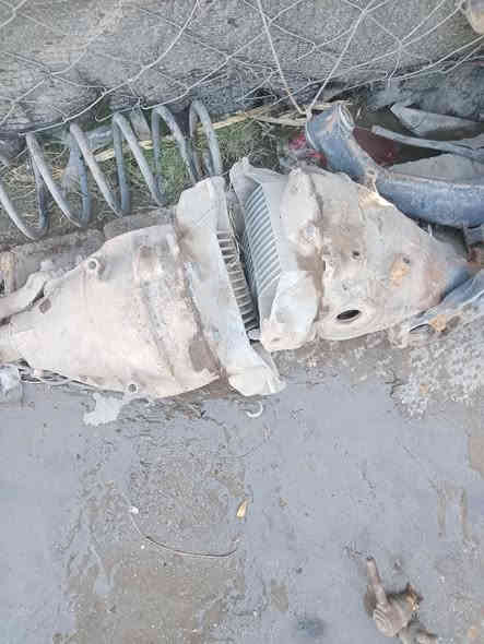 السلام عليكم ورحمة الله جاملغ امامي ايمن حاوية طبلات خلفية كاملة اكسل عدد ٢ جعمقة ستيرن للبيع بسعر مناسب للإستفسار الاتصال على الرقم *********** او***********
