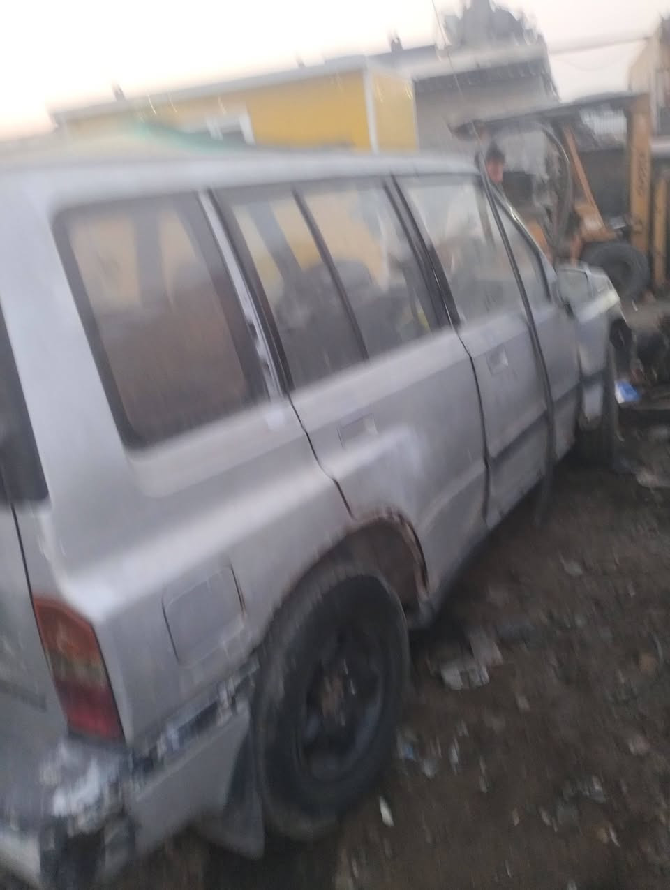 السلام عليكم 
تفصيخ سازوكي ...شتحتاج ابيعلك 
مكاني بغداد جسر ديالى الجديد بالحي الصناعي 
***********
***********
