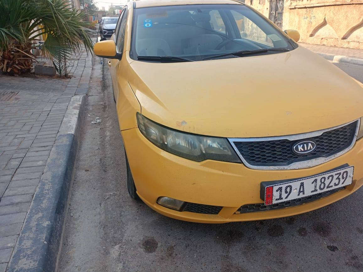 سيراتو  موديل 2012 جاهزه  مكينه كير تبريد كهربائيات  نقص  بس حداديه***********
