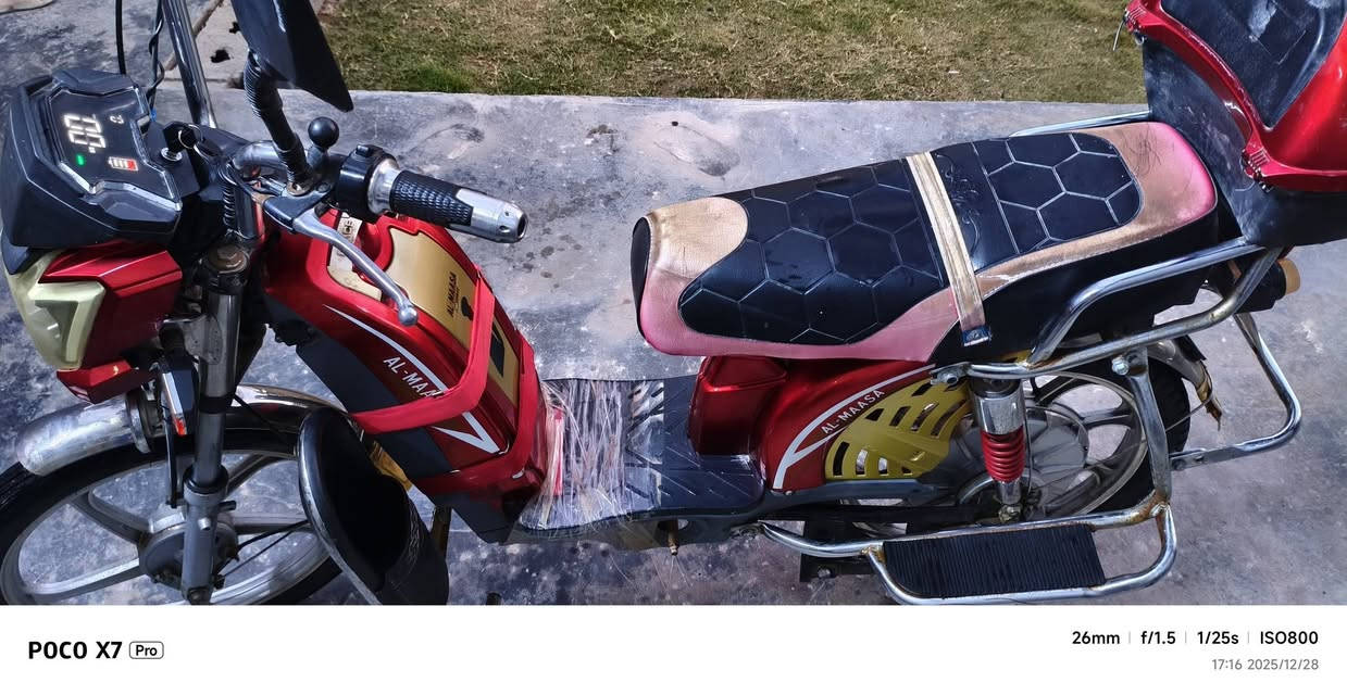 السلام عليكم متاح هاي الدراجه بطاريات صار 4اشهر من اشتريتهن السعر 300وبيه مجال قليل***********
