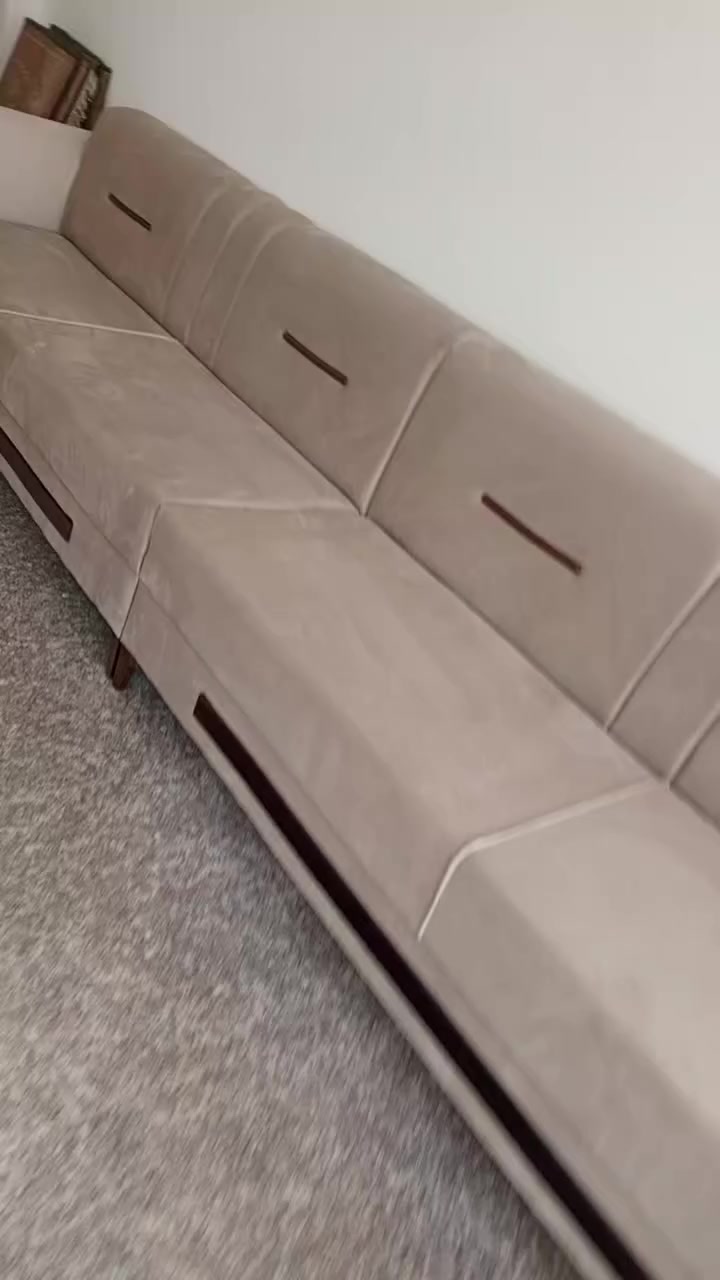 💥تم تنصيب ديوان مودرن 💥💥
معمل العزاوي لإنتاج انواع التخم والدواوين حسب الطلب بالمواصفات التالية 🌷 

المقعد بلوك اسود بلايوود كامل ✅ 🔥 

الهيكل كامل بلوك اسود بلايوود ✅ 🔥 

خشب روسي  ✅ 🔥 
 اسفنج مميز مظغوط ✅🔥 

قماش اصلي حسب الطلب والموديلات ✅🔥 عنواني العلكاية بالقرب من محطة وقود الحمداني للتواصل والاستفسار ***********
