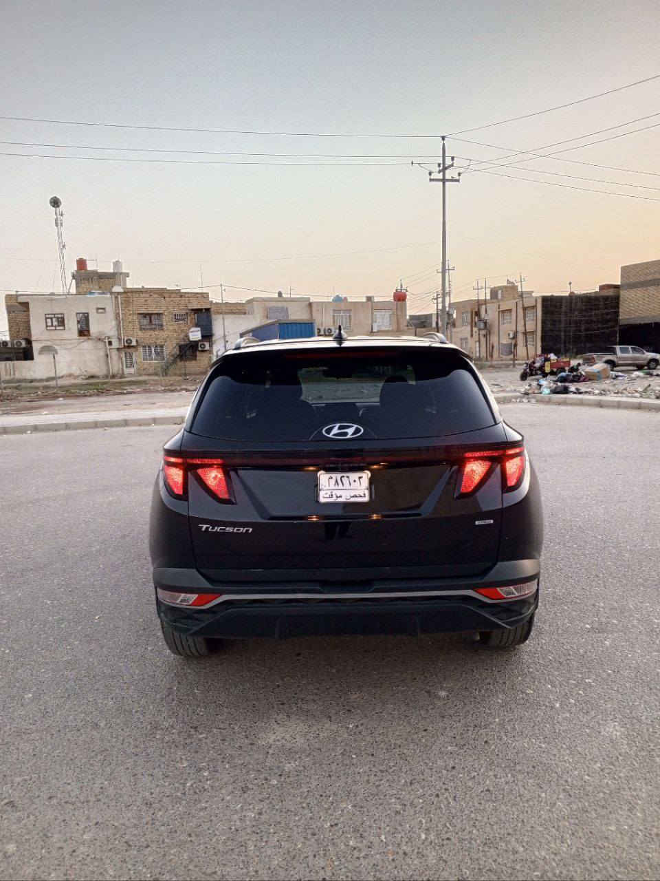 السلام عليكم
توسان 2024 حادثه خلفي صور الحادث موجودة بالمنشور
ماشية  28 الف ميل
مواصفات H-TRAC.                                               
مفتاح بصمه
تشغيل عن بعد  ‎
مكينه 2500
بصمه + بصمه ابواب
هاند بريك بصمه 
اشارة ترحيب
كشنات مخمل 
تحكمات استيرن
تبريد قطعتين
هزاز ستيرن 
رادارات امامي وخلفي
درايف مود 
شاحن موبايل
كراسي اماميه كهرباء 
رقمها فحص مؤقت 
مكان السيارة // العمارة ميسان .
رقمي/*********** .
السعر 185 وبيه مجال .
