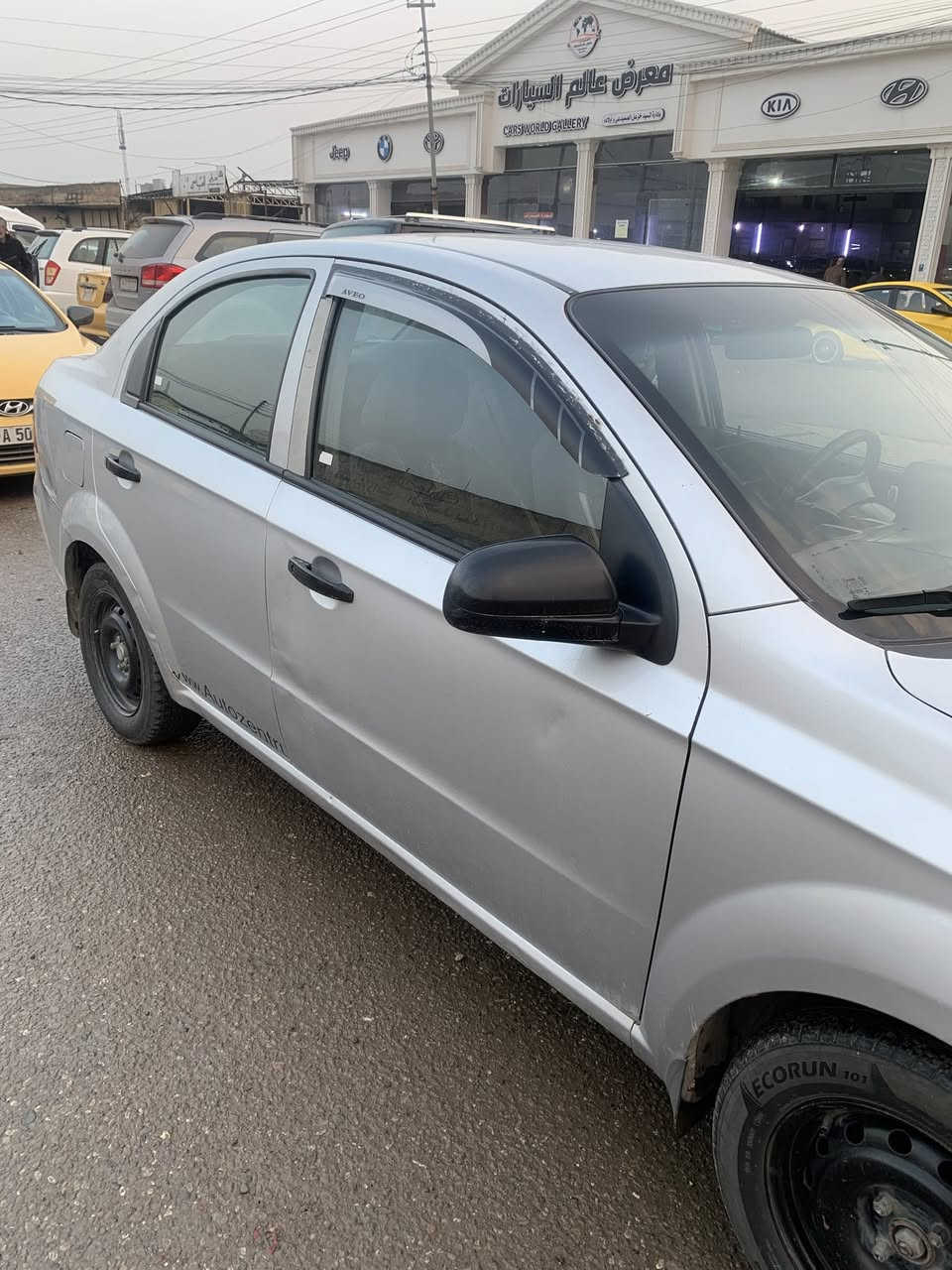 سلام وعليكم افيو موديل 2008 فول عادي مكينه كير شرط رقم اربيل كابون بيها ضرر تبديل بابين نفس اللون وبيها بارد بلجاملغ الخلفي مكاني موصل سعر ٦٣ للاتصال علرقم ***********
