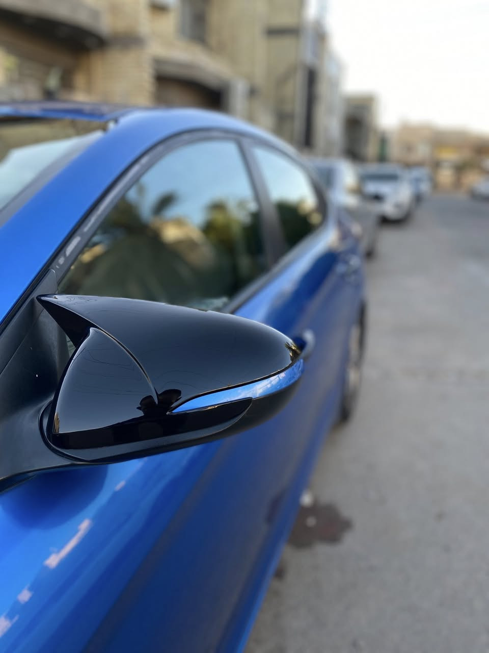 هيونداي النترا 2017 وارد أمريكي - بحالة ممتازة
• الموديل: 2017

• المحرك: 2.0L (نشاط عالي واقتصادية بالوقود)

• المواصفات:

• شاشة ذكية تدعم Apple CarPlay و Android Auto.

• كاميرا خلفية دوارة.

• أنظمة قيادة متعددة (Eco, Sport, Normal).

• تحكم ستيرن كامل + مثبت سرعة.

• نظام مانع انزلاق + حساس إطارات.

• الحالة العامة: السيارة نظيفة جداً، تبريد ثلج، كير ومحرك).

السيارة مصروف عليها تبديل كل الجوينات مال راديتر والكوع عليها ارضيه جلد مشتغلها ودركه جلد 

قبل كم يوم سويتلها غسل لغرفة الاحتراق والثلاجه والثروتل وتبديل البلكات وتنضيف نوزلات

سيارة عليها برمجة اوكتان يعني متمسع دوانز بالعادي 

وعليها فيتبام اصلي من الملك الي بحي العدل 

سياره مسويلها بوليش وعليها تلبيسات باتمان للمري ولليدات • والبارحه شادلها تخم تاير جديد 

• المكان: [بغداد]

• للتواصل: [***********واتساب فقط موجود
