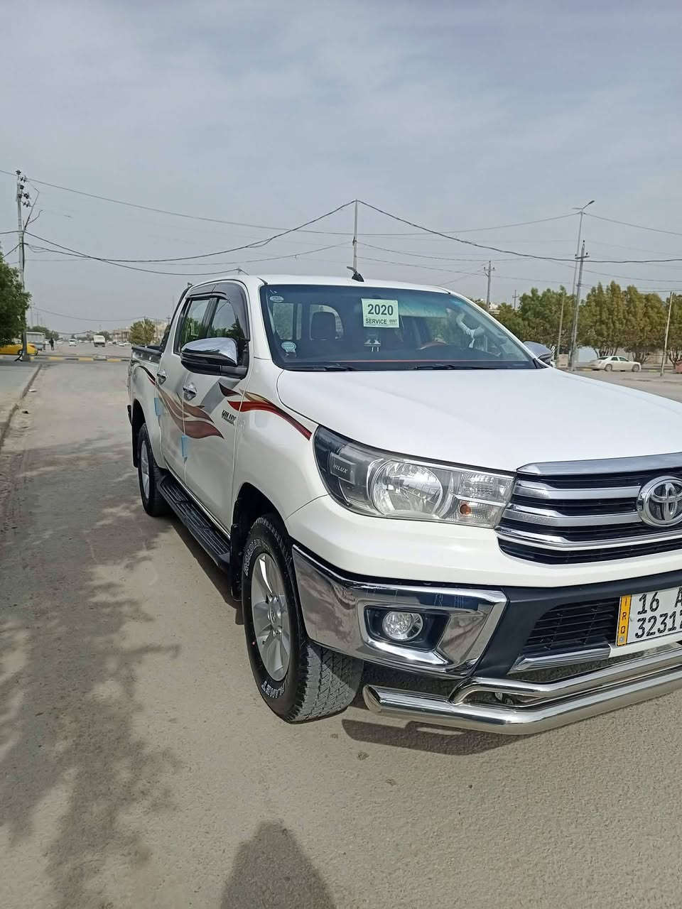 سلام عليكم للبيع هايلوكس
موديل 2020ماشيه168رقم انكليزي بسمي 
تدفه تبريد قطعتين كفاله عامه عده الباب خلف السايق صبغ 
للستفسار الاتصال على الرقم ***********
