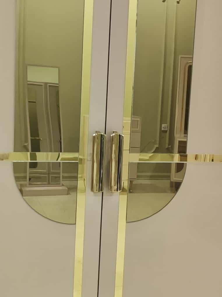 وصول غرفة نوم كلاسك ابواب 10 قطع معمل اصلي درجة اولى📢

نفس الصورة بالضبط💯
برغي وجوي حديد
سرير جك خزان 
انارة ذاتية ثلاث الوان
نرمايد هيدروليك 
سكك ثلاث مراحل  
نقوش بروفيل درجة اولى 
متوفرة بلون كبتشينو✅
قياس الكنتور مع الملحق 340سم ✅


**إذا كنت صاحب هذا الإعلان وتريد حذفه لأي سبب، رجاءا أرسل رسالة إلى الدعم الفني**