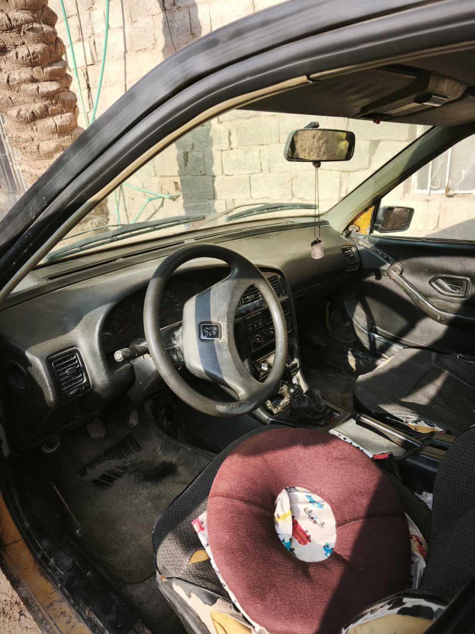 السلام عليكم
سيارة بيجو روى 2010 
محرك نظيف خير من الله 
گير بس الثاني يفلت الباقي كله حلو 
تدفئه شغاله 
الكشر شوف العين
الاصوليات السياره بأسمنه سنوية 2024
نتكفل بالاصوليات كافه 
السياره سعرها 11 ورقه وبيها مجال بسيط
البصرة قضاء الصادق بني منصور 

***********
