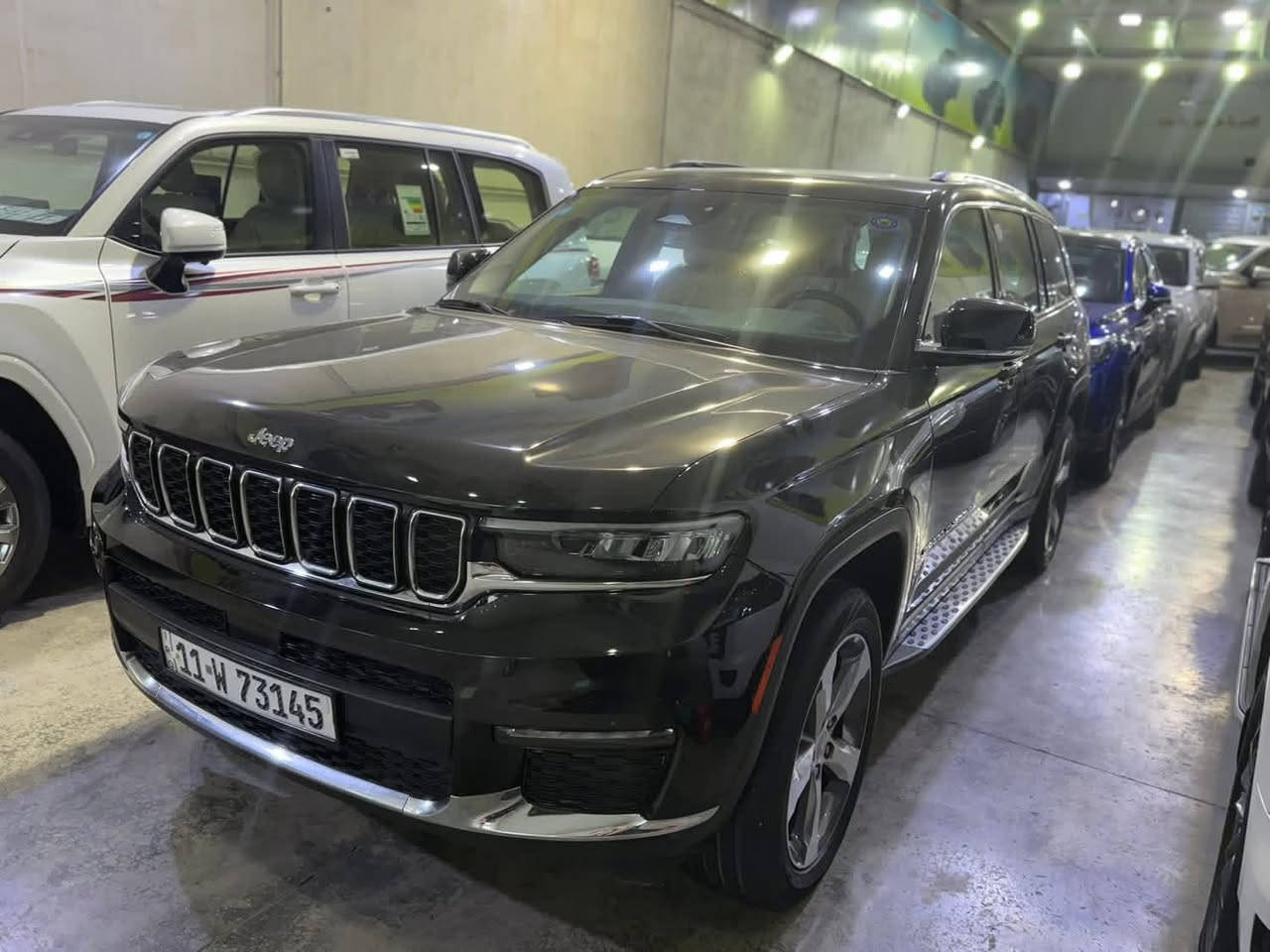 السلام عليكم 
جيب 2022 وكاله هارلم 
7 راكب
فول مواصفات لمتدد
ماشية:39 الف كيلو متر
مكفولة السياره ماعدى رصعه باب خلف الراكب
سعرها:37 الف دولار وبيها مجال 
للاستفسار:***********
مكانها معارض النهضه شركة اللامي
