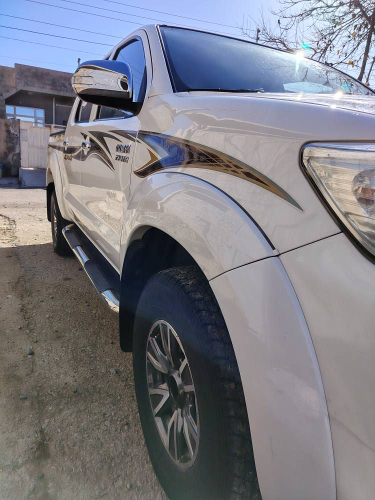 توێتاهایلۆکس سە یارە یە کی زۆرپاکە ئە گە ربە دوای شتی جوانادە گە ڕێی ئە مە یە شتی جوان شە ریکە ی جیهانە هیچی پێوە نیە یە ك چە مە لغی پێشی نە بێت یە ك بستی ساردە بئ قە ڵە م کاری سە نە وی تازە یە مە کینە ی نە کراوە تە وە زۆرپاکە ***********   *********** كركوك, العراق
