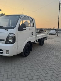 كيه موديل ٢٠١٨ سياره مكفوله مكينه كير اكسل شواصي حداديه ومكفوله من ضرب...