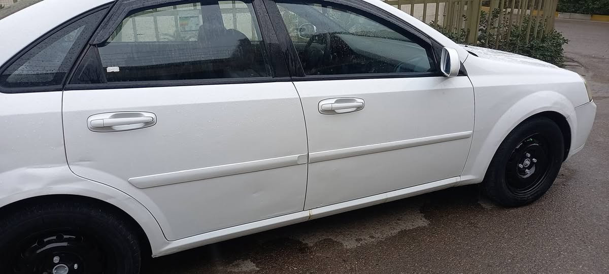 السلام عليكم
#شوفرليت اوبترا ٢٠١٣ الشركة العامة بأسمي محرك وكير جديد  بدون صبغ 
السعر ٨٥ ورقة 
العنوان بغداد الرصافة 
الموبايل ***********
